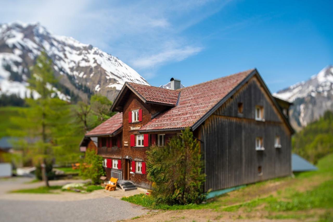 Bergwelt-M - Scheunencamping Шрёккен Экстерьер фото